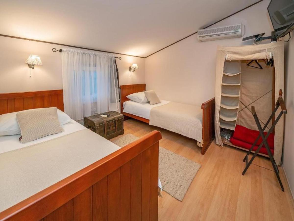 Apartments Villa Roza Drazice Quarto foto